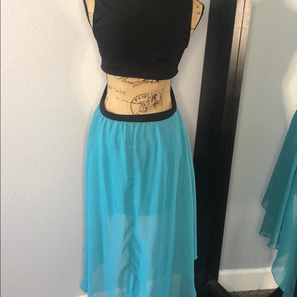 Dress - Picture 3 of 3